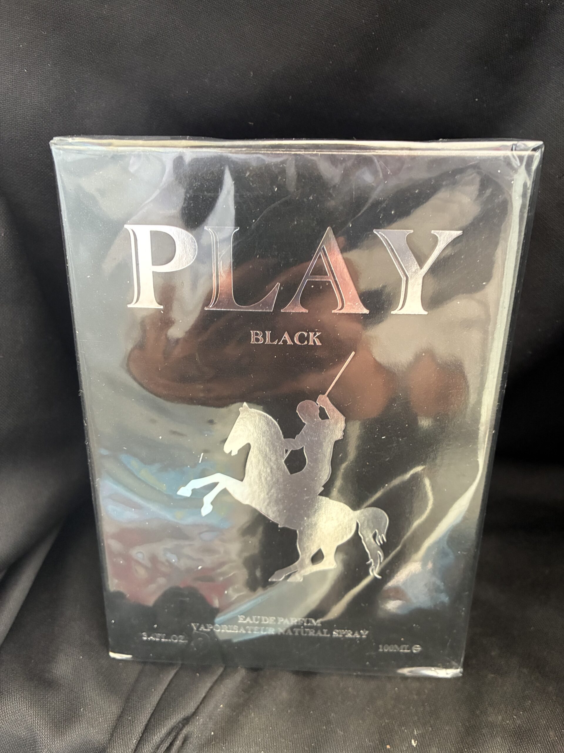 Play Black - Image 2
